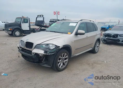 2013 BMW X5 xDrive35I/xDrive35I Premium/xDrive35I Sport Activity z USA, uszkodzony, nr VIN 5UXZV4C50D0G54432